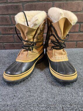 Sorel Caribou Waterproof Boots Mens Size 7 Wool Insulated Winter Snow Shoes